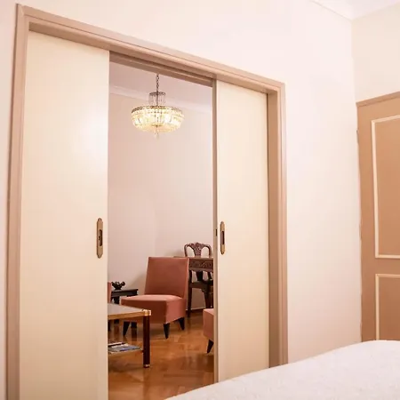 F & B Collection - Vintage Flat In The City Center * سالونيك