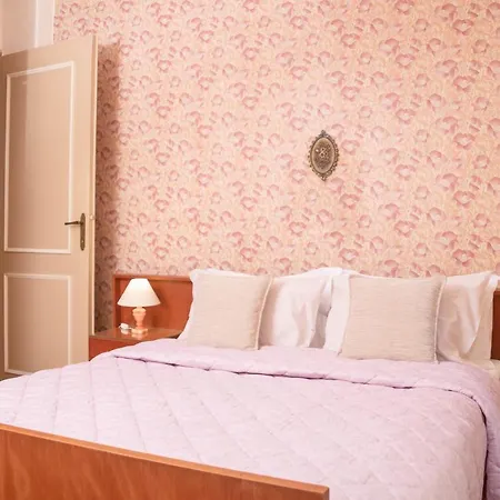 F & B Collection - Vintage Flat In The City Center * سالونيك