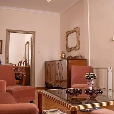 F & B Collection - Vintage Flat In The City Center شقة